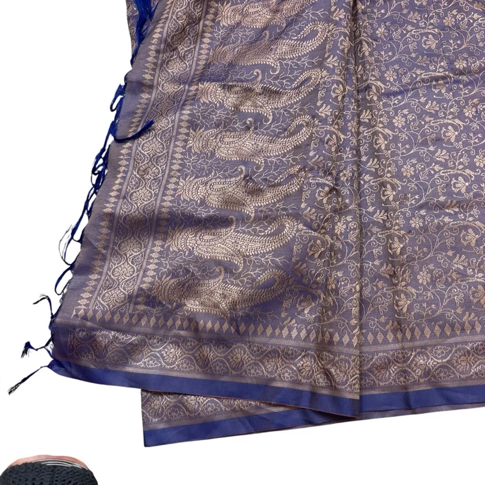 Brand New Bombay Store Artistic Silk Stole Gold‎ and Purple